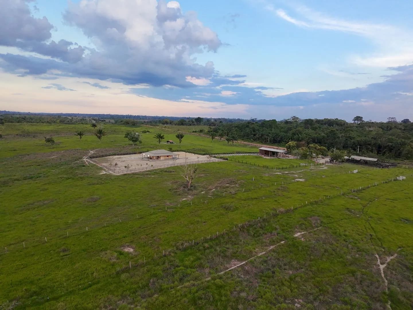 En el sur de Roraima, una finca rara para quienes ven más allá de la tierra.